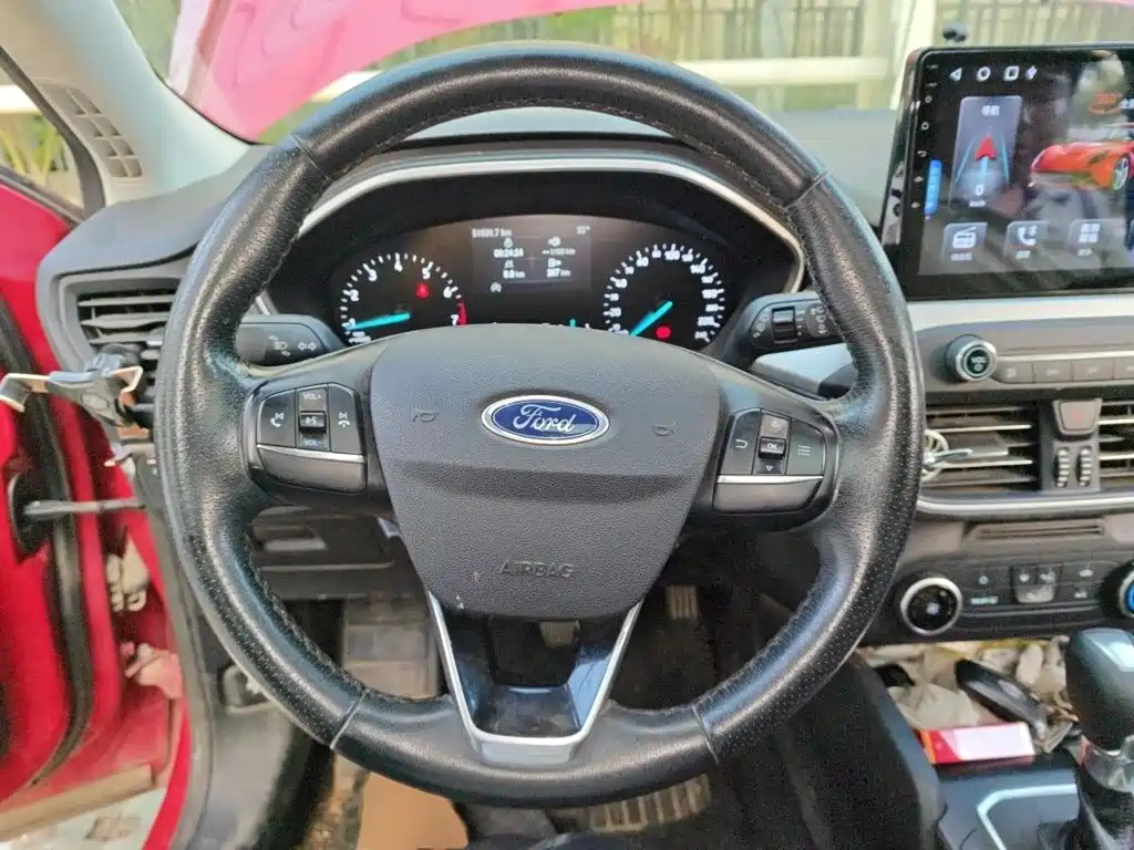 Ford Focus — миниатюра 3