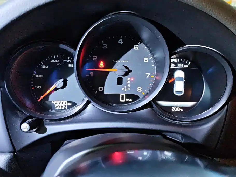 Porsche Macan — миниатюра 14