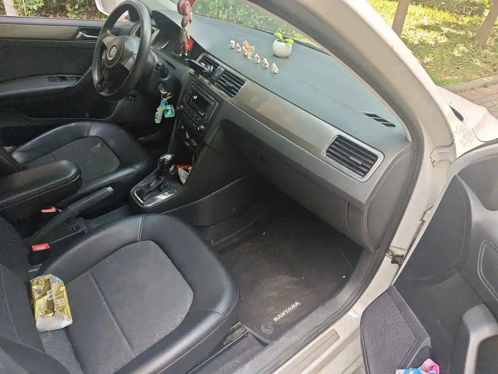 Volkswagen Santana — миниатюра 22