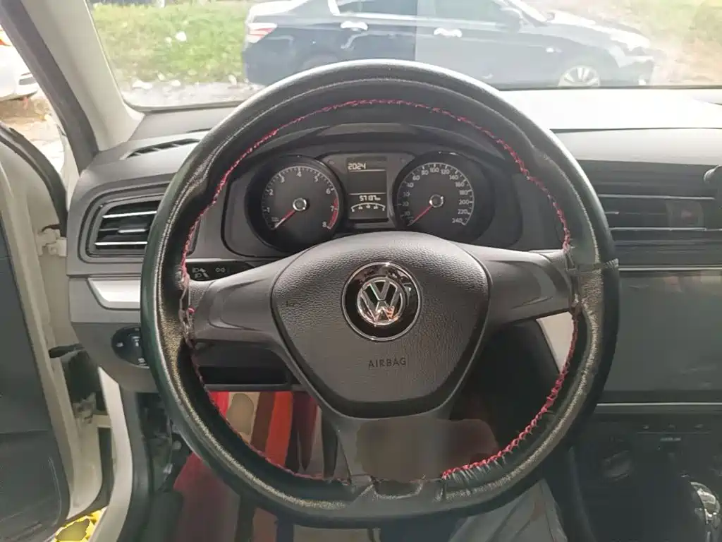Volkswagen Lavida — миниатюра 11