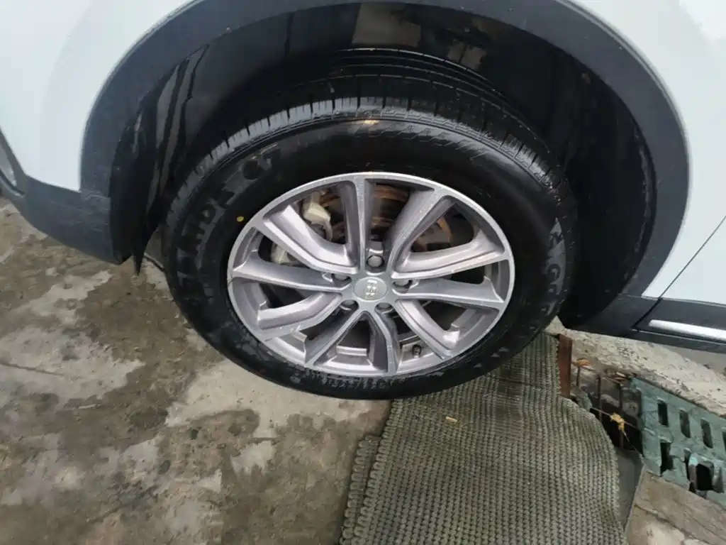 Geely Boyue — миниатюра 23