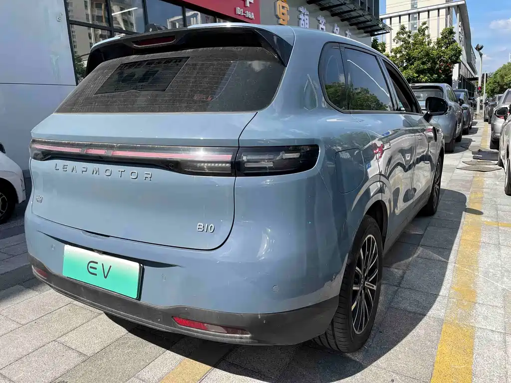Leapmotor Leapmotor B10 — миниатюра 6