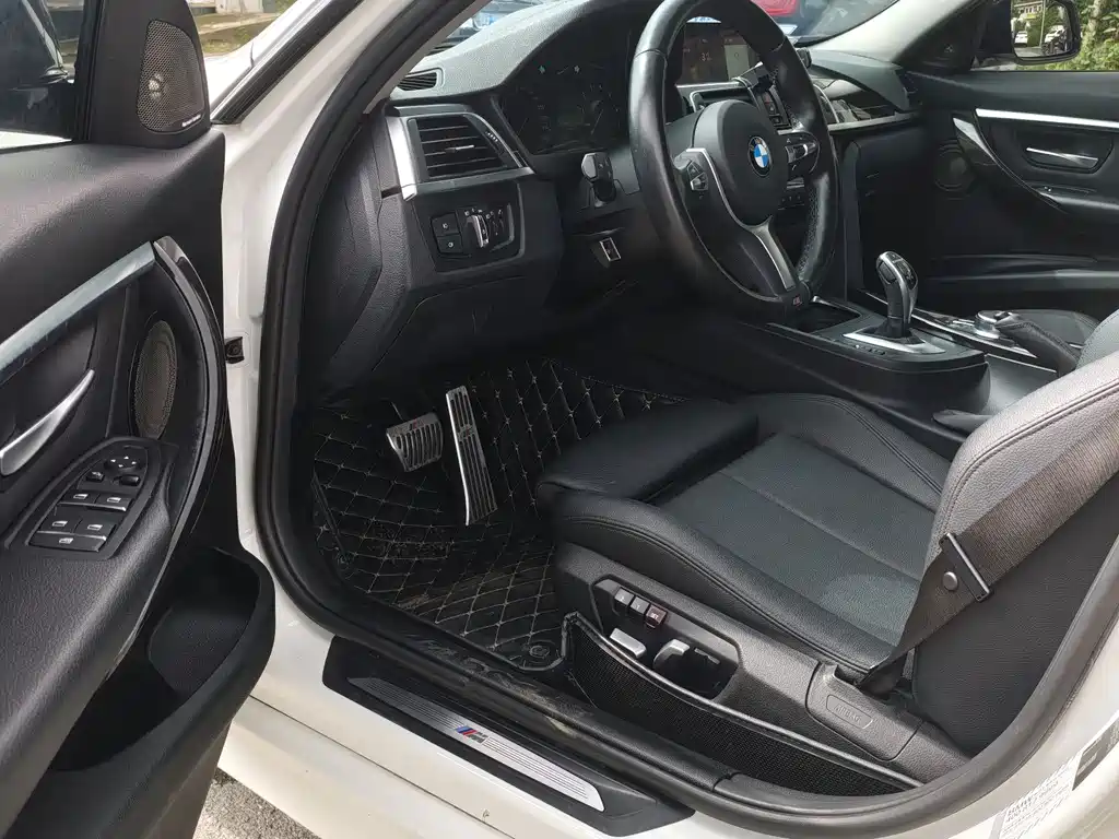 BMW 3 Series — миниатюра 8