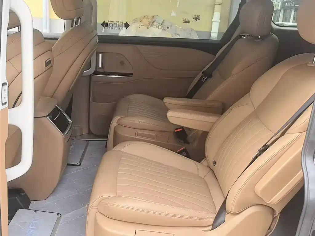 JAC Refine Refine RF8 PHEV — миниатюра 7