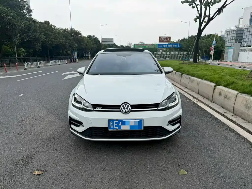 Volkswagen Golf — миниатюра 2