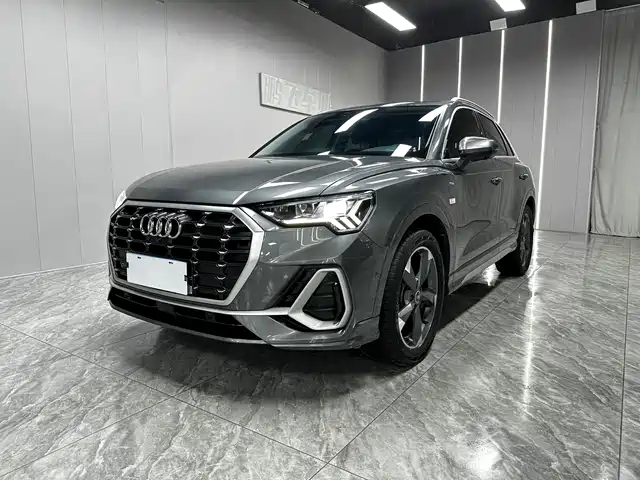 2022 Audi Q3