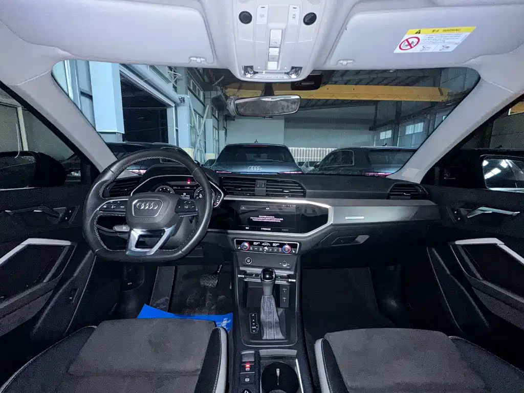 Audi Q3 — миниатюра 11