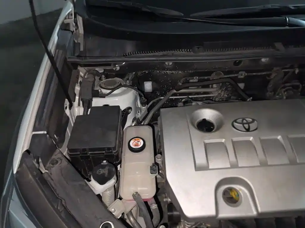 Toyota RAV4 — миниатюра 20