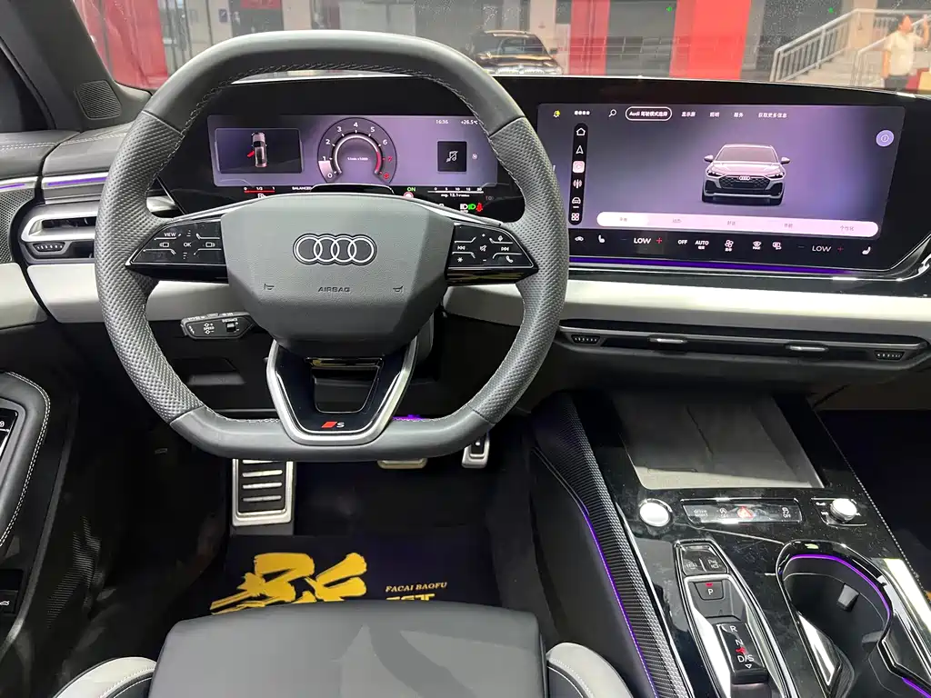 Audi Audi A5L — миниатюра 13