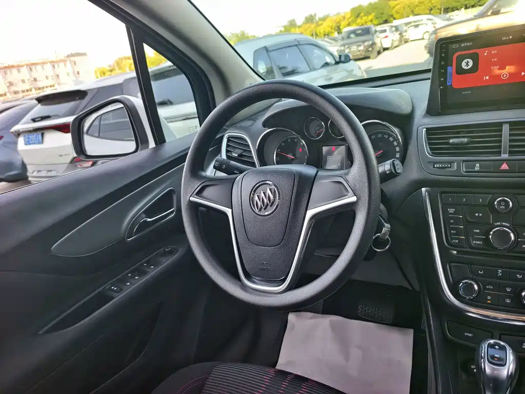 Buick Encore — миниатюра 11