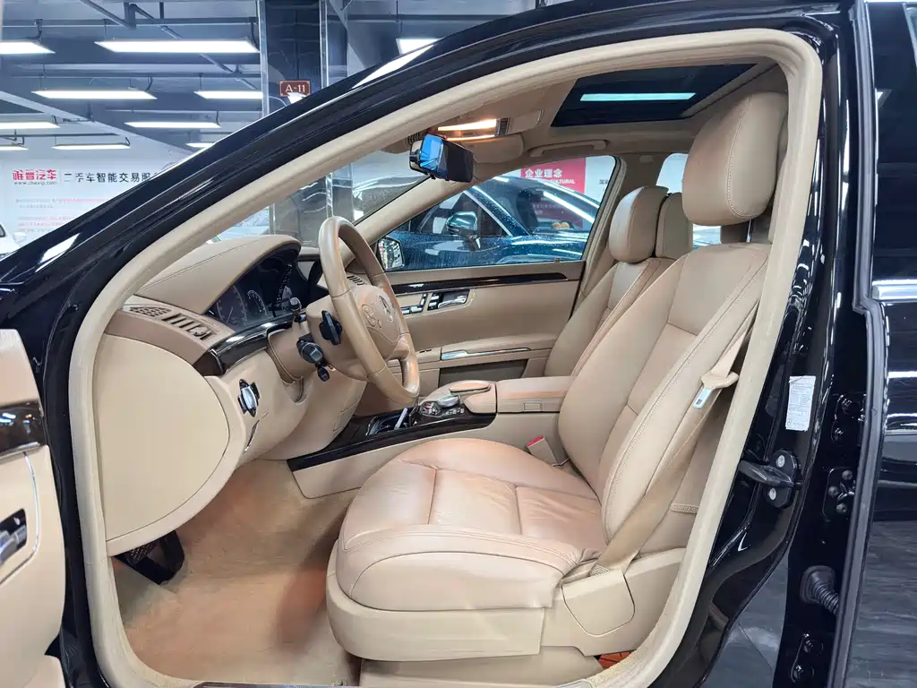 Mercedes-Benz S-Class S 2010 S 300 L