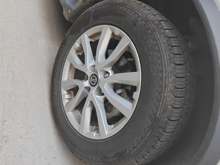 Nissan X-Trail — миниатюра 6