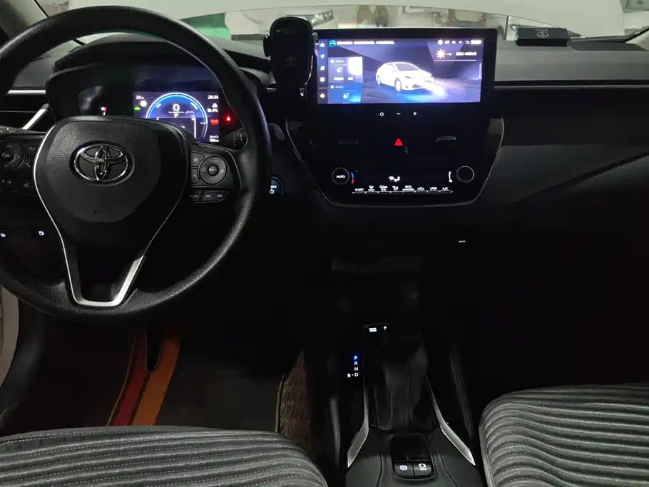 Toyota Corolla — миниатюра 12