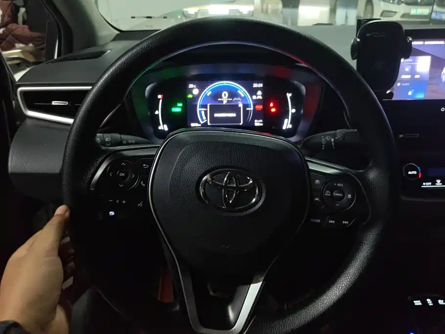 Toyota Corolla — миниатюра 15