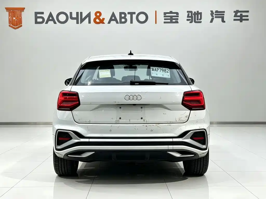 Audi Q2L — миниатюра 6