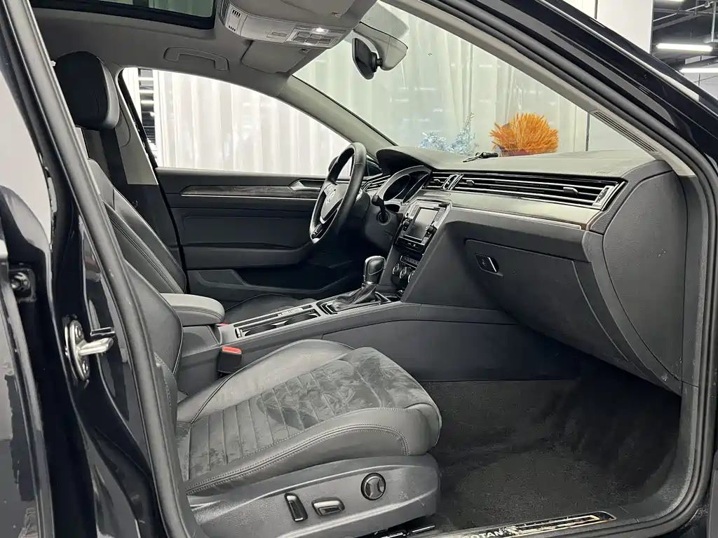 Volkswagen Magotan — миниатюра 6