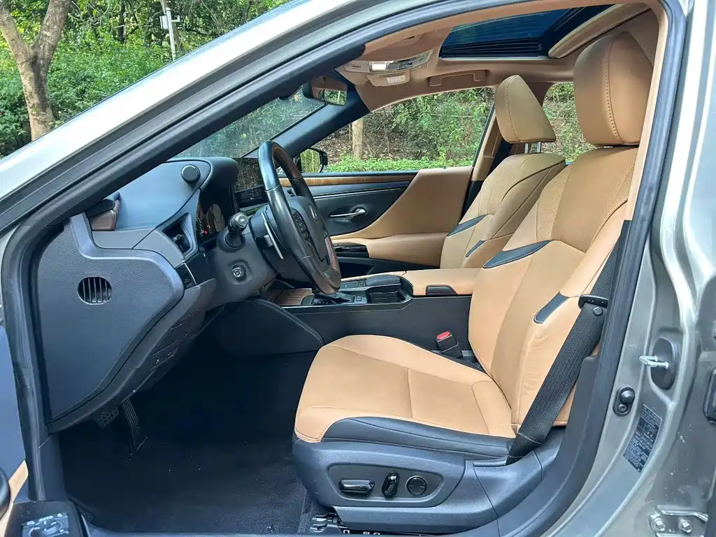 Lexus ES — миниатюра 3