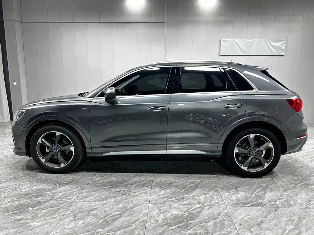 Audi Q3 — миниатюра 8