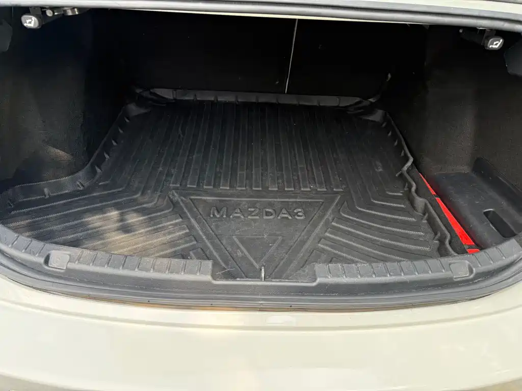 Mazda 3 Axela — миниатюра 25