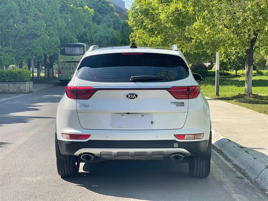 Kia KX5 2016 1.6T AT Premium