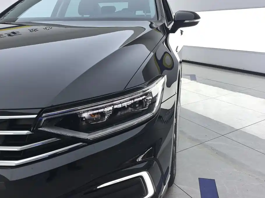 Volkswagen 迈腾 PHEV — миниатюра 5