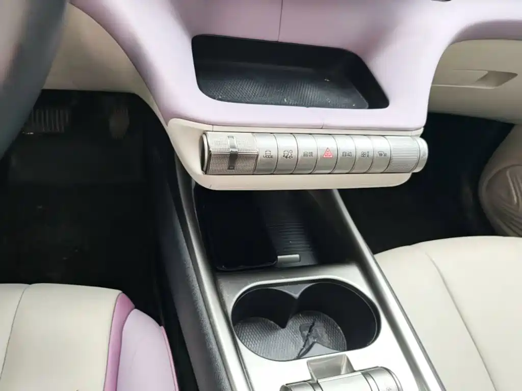 BYD Dolphin — миниатюра 14