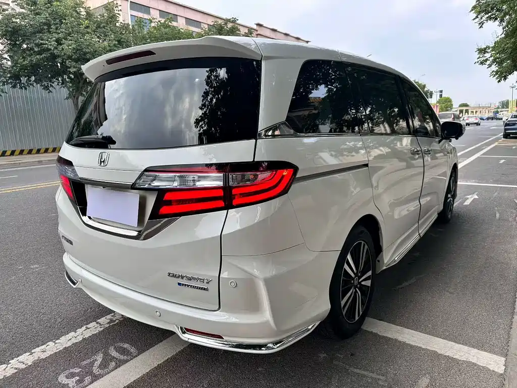 Honda Odyssey — миниатюра 8