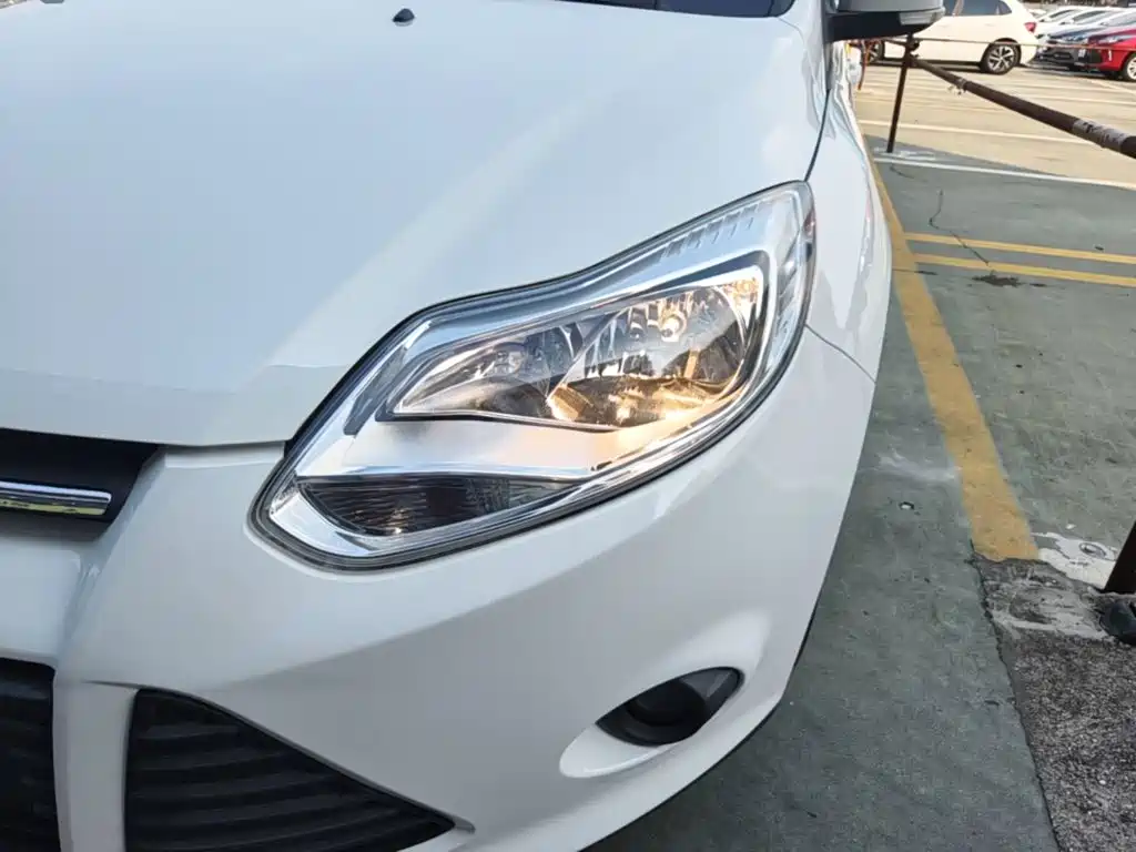 Ford Focus — миниатюра 24