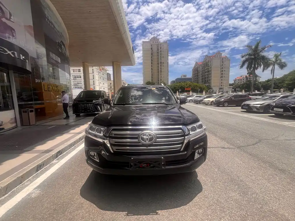 Toyota Land Cruiser — миниатюра 12