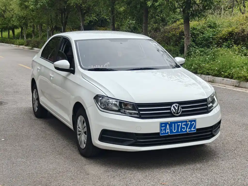 Volkswagen Santana — миниатюра 3
