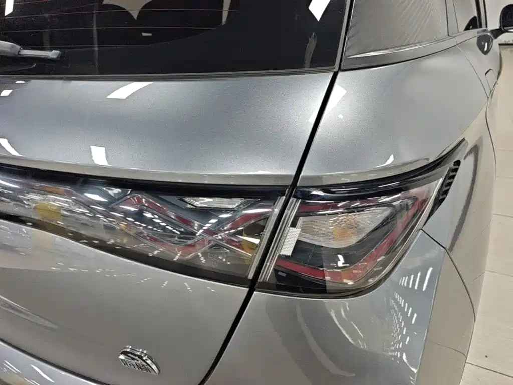 BYD Dolphin — миниатюра 8