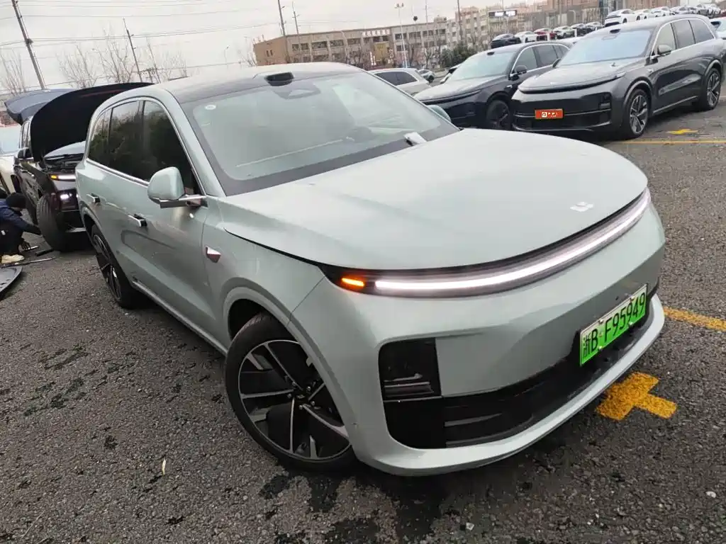 Li Auto IDEAL L6