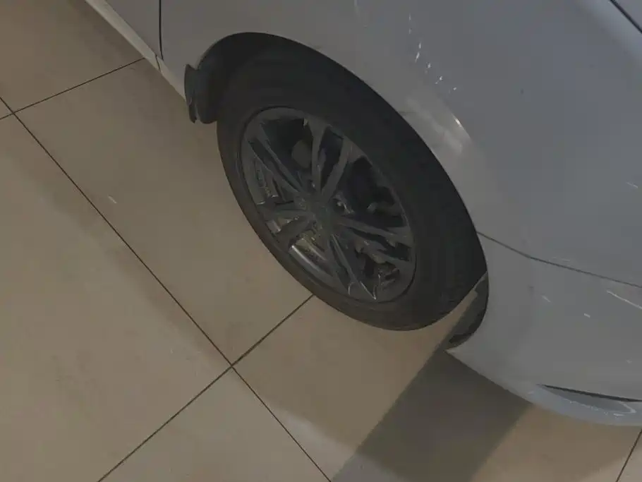Changan Eado DT — миниатюра 6