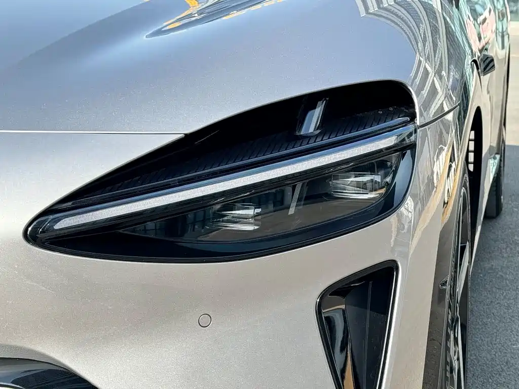 XIAOMI CAR XIAOMI YU7