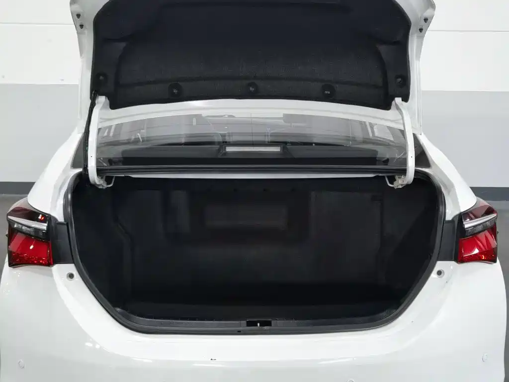 Toyota Corolla — миниатюра 16