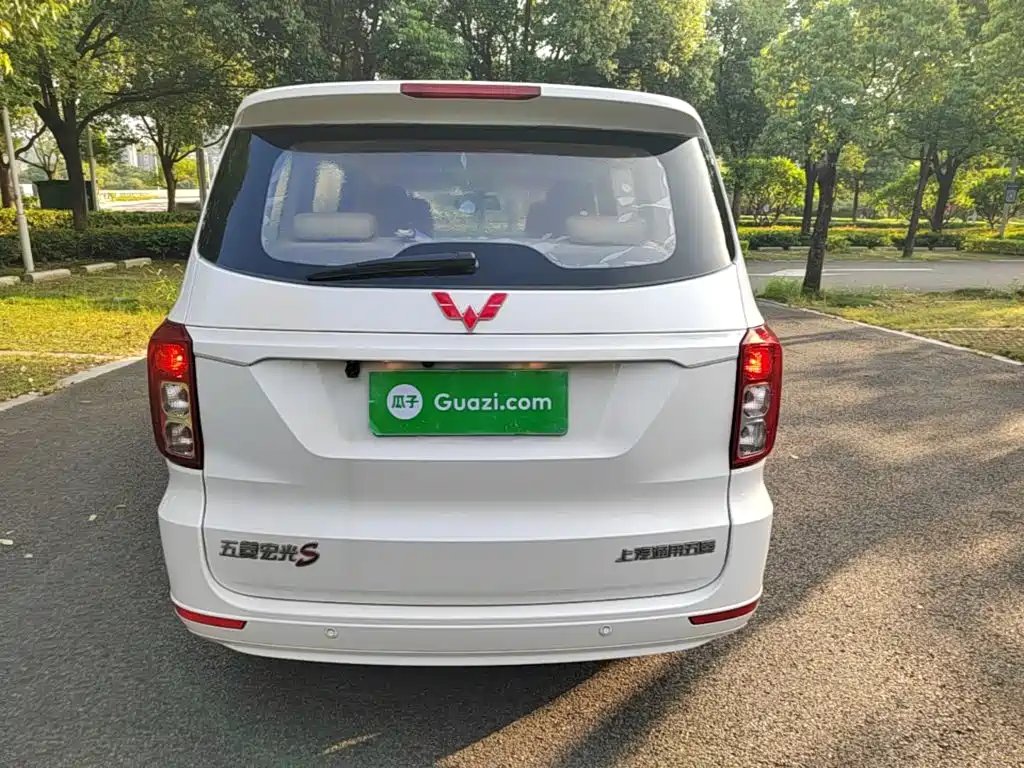 Wuling Hongguang — миниатюра 6
