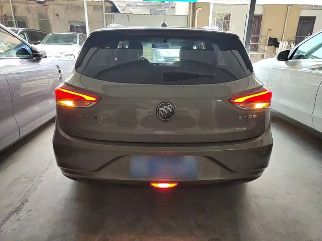 Buick Excelle — миниатюра 6
