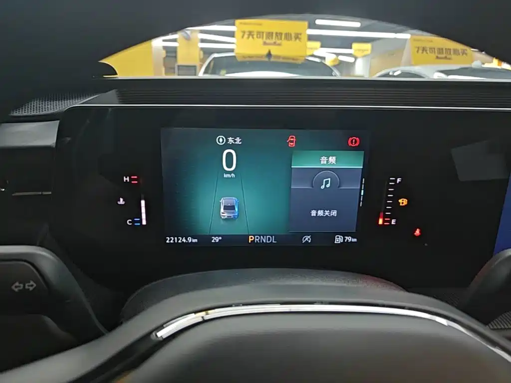 Ford Mondeo — миниатюра 12
