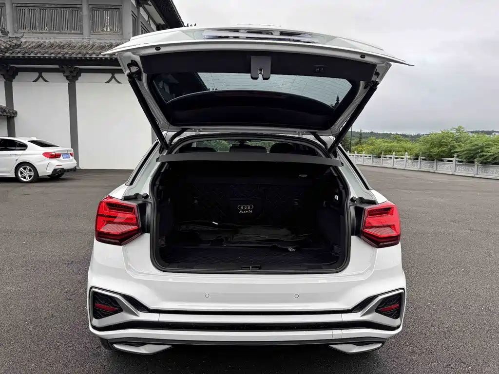 Audi Q2L — миниатюра 19