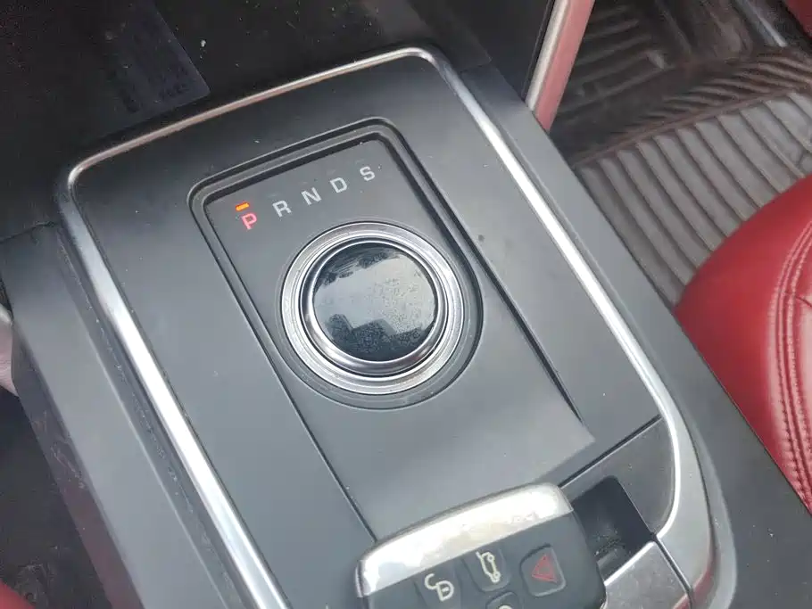 Land Rover Discovery Sport — миниатюра 16
