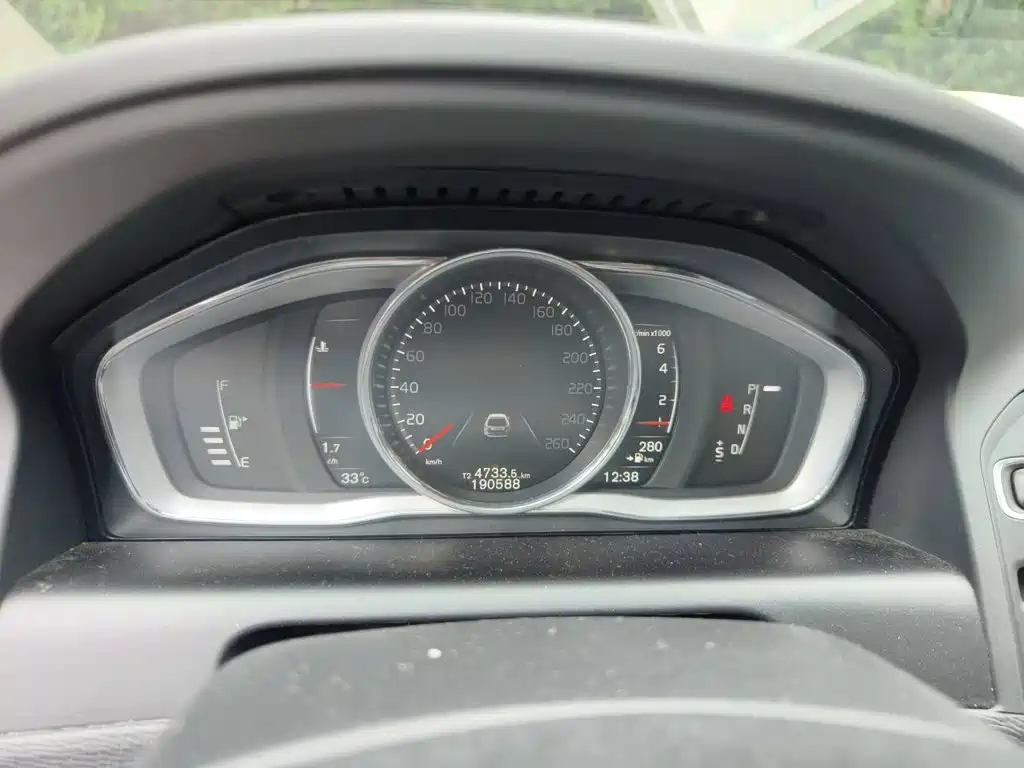 Volvo XC60 — миниатюра 4
