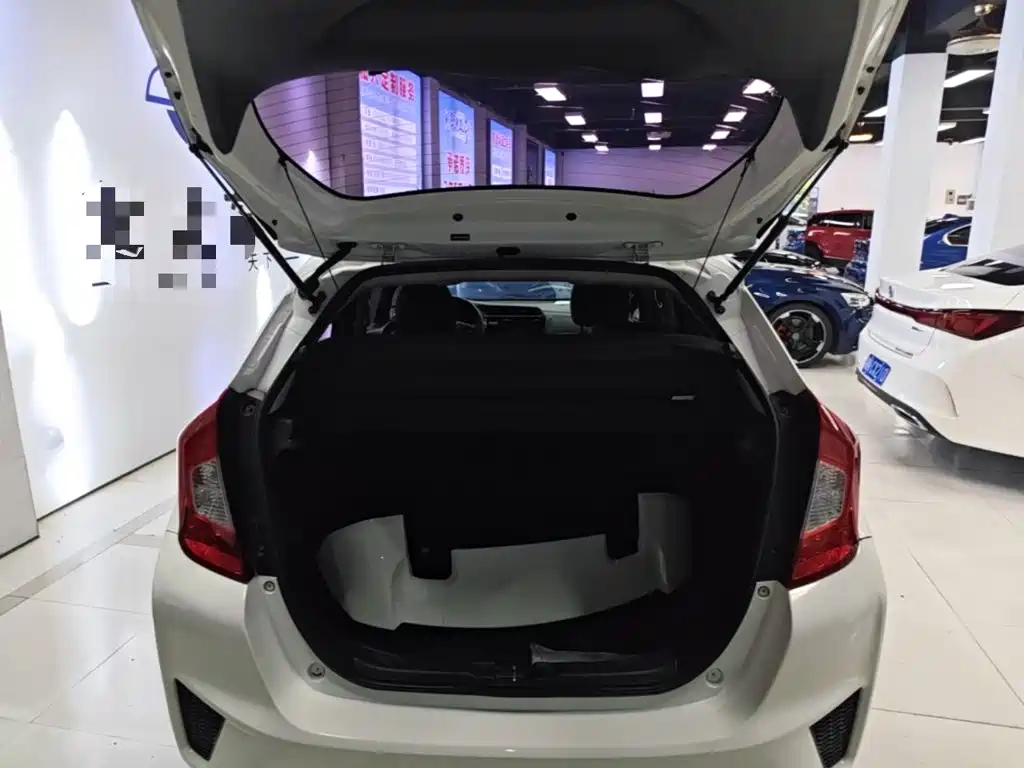 Honda Fit — миниатюра 19