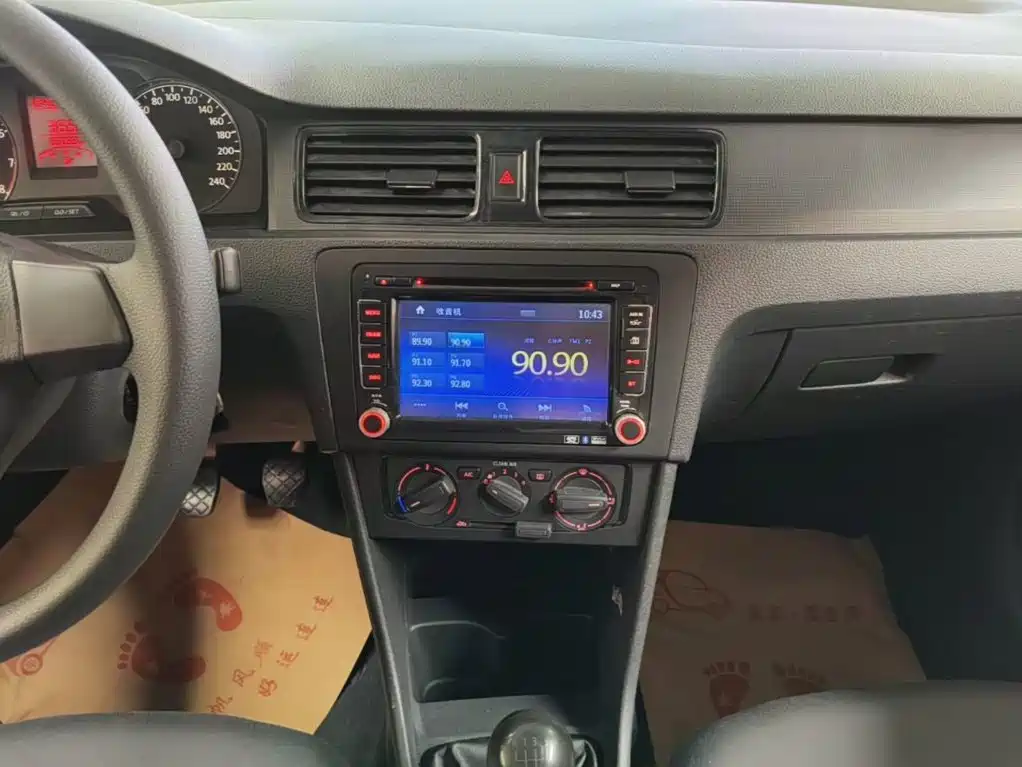 Volkswagen Santana — миниатюра 13