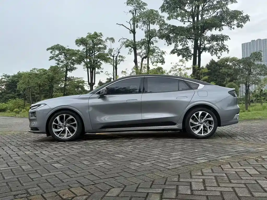 Ford Mondeo — миниатюра 5