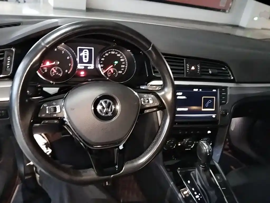 Volkswagen Lamando — миниатюра 10