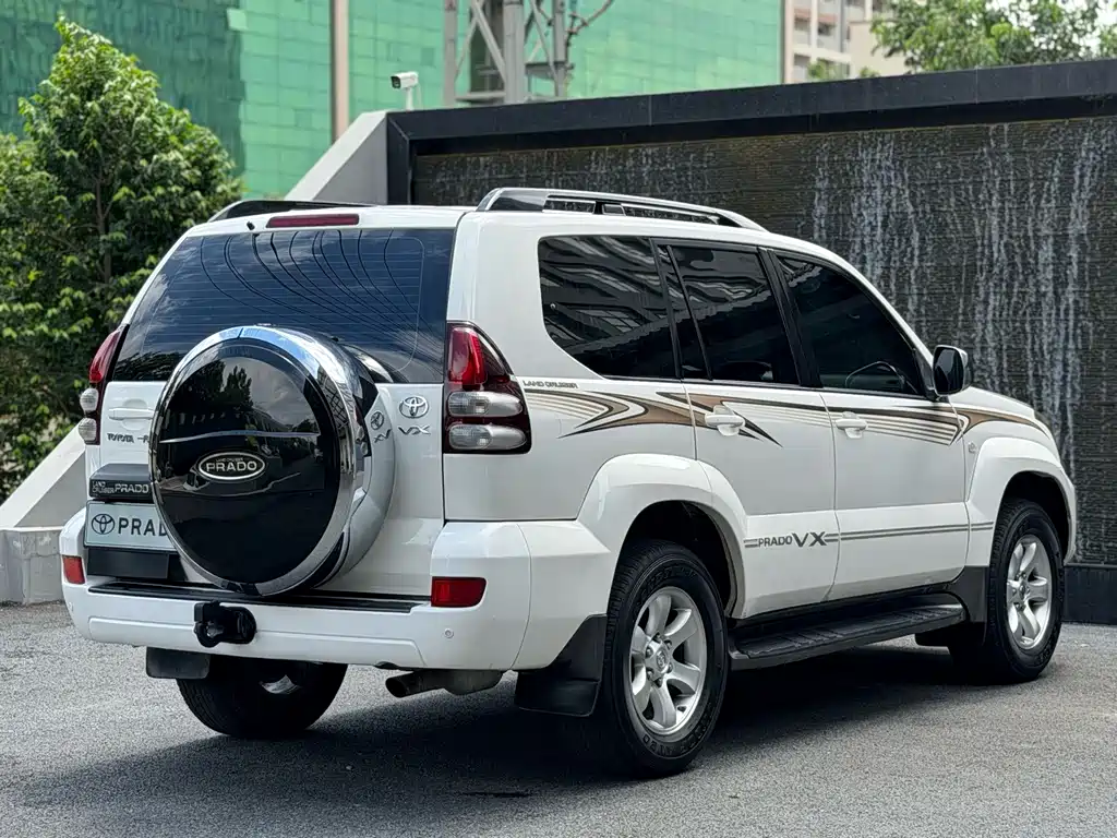 Toyota Prado — миниатюра 10