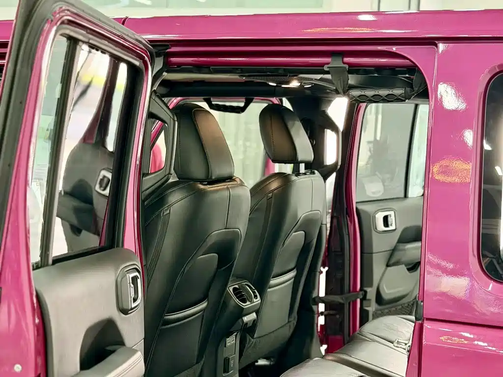 Jeep Wrangler — миниатюра 9