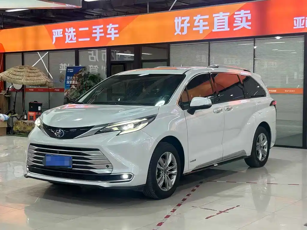 Toyota Sienna 2022