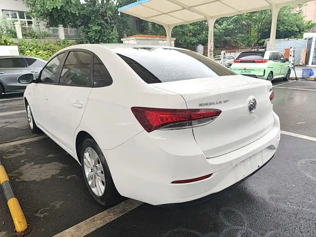 Buick Excelle — миниатюра 5