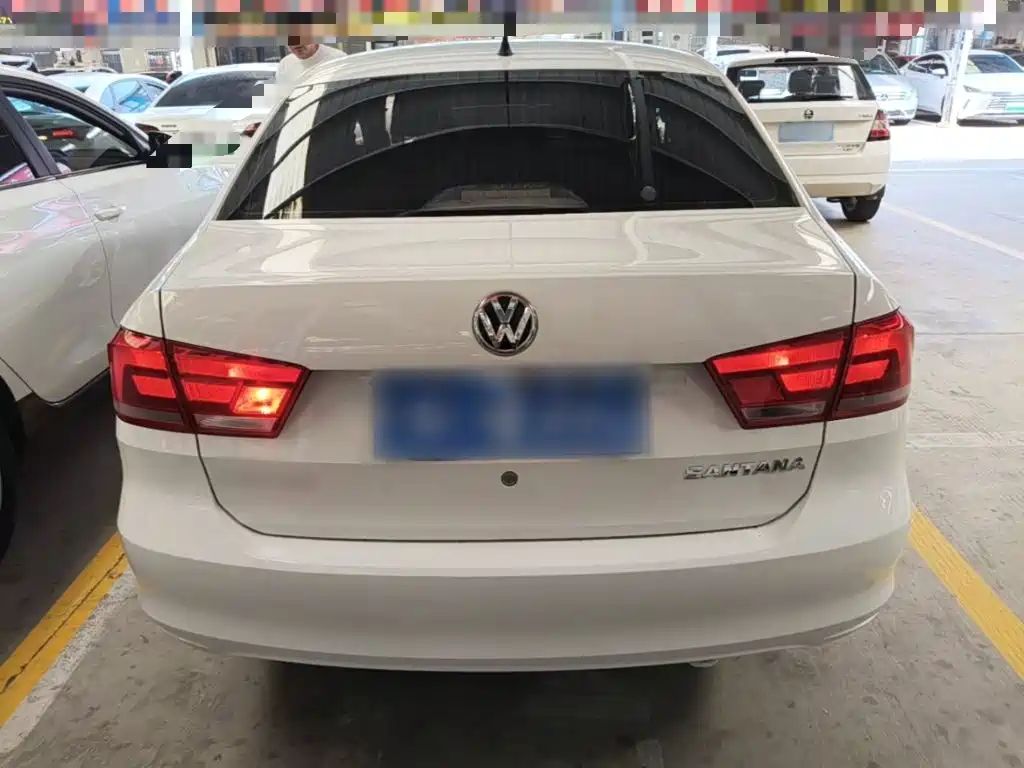 Volkswagen Santana — миниатюра 6
